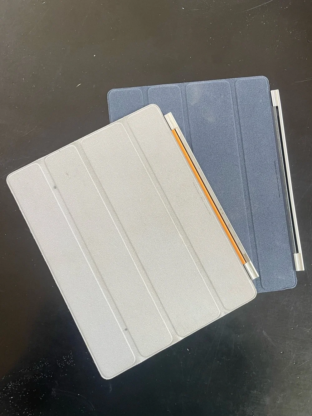 Apple iPad 9.7” Smart Cover Case